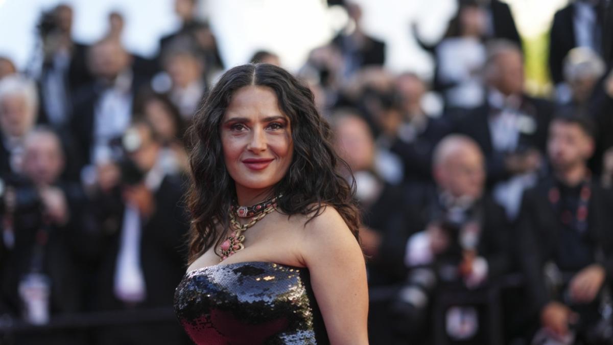 Salma Hayek ging am Weltozeantag baden. (Foto)
