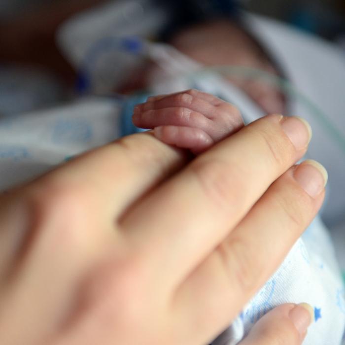 12-Jährige bekommt Baby von 17-Jährigem