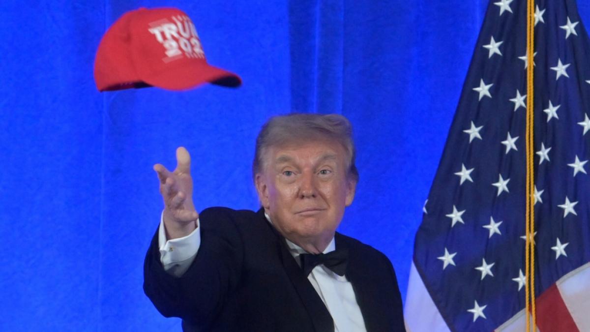 Mit seinem Auftritt beim Dinner der White House Correspondents' Association hat Donald Trump erneut Ger&uuml;chte um seinen geistigen und k&ouml;rperlichen Verfall gesch&uuml;rt. (Foto)