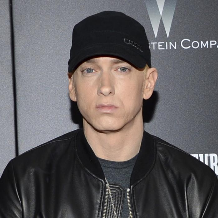 Irre Fan-Behauptung! Ist der Rapper tot und geklont worden?