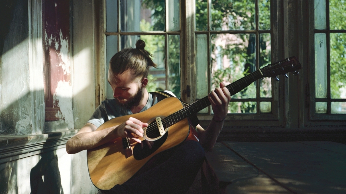 Singer-Songwriter Xavier Darcy ist einer der insgesamt sechs Kandidaten, die beim deutschen Vorentscheid "Unser Lied f&uuml;r Lissabon" f&uuml;r den Eurovision Song Contest am 22.02.2018 in Berlin an den Start gehen. (Foto)