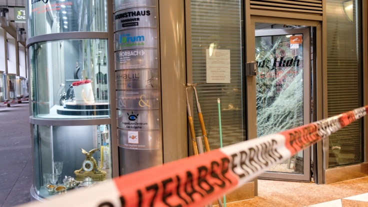 Die Polizei informiert über einen Diebstahl (Symbolbild).