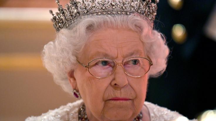 Kaum zu glauben: Die britische Königin Elizabeth II. soll sich vor Lady Di gefürchtet haben.