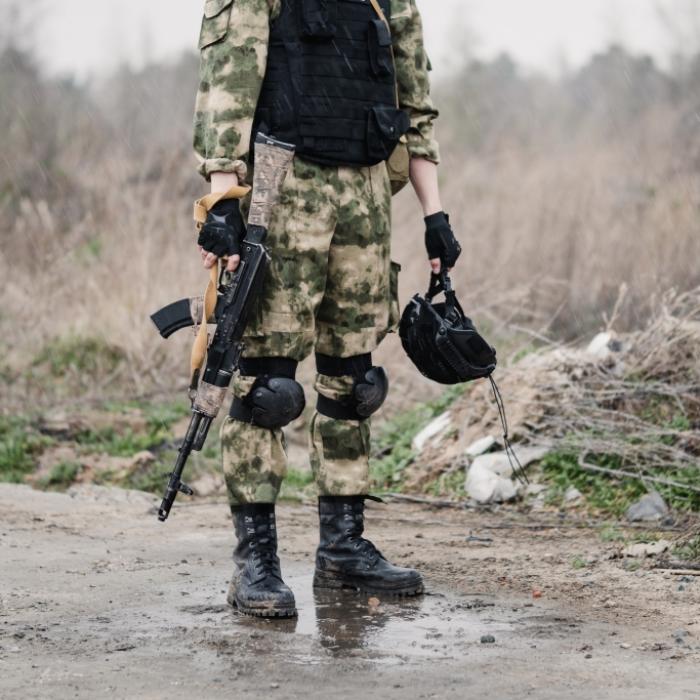 Erschütternde Szene: Russischer Soldat setzt sich selbst außer Gefecht