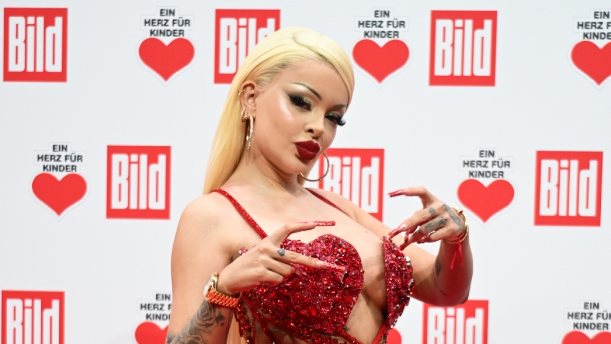 Katja Krasavice zeigt sich gern in sexy Dessous. (Foto)