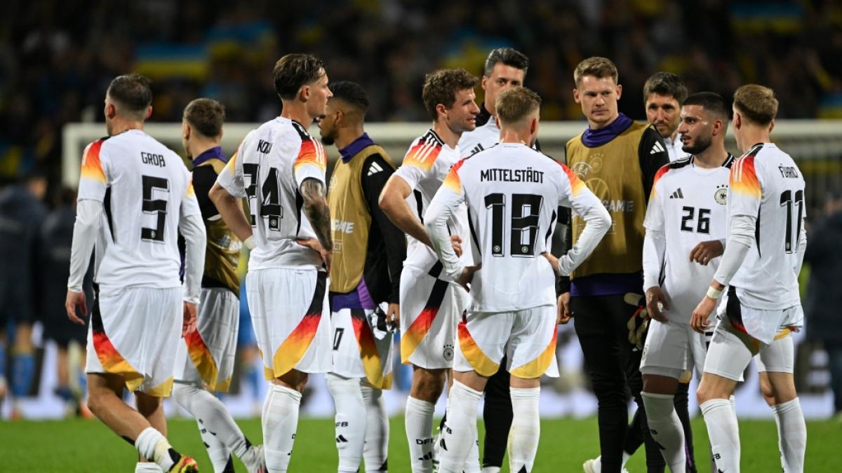 Wie viel verdienen die Stars der deutschen Fu&szlig;ballnationalmannschaft im Jahr? (Foto)