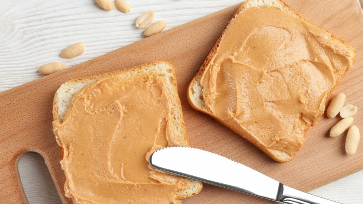 Die Stiftung Warentest hat Erdnussbutter genauer unter die Lupe genommen. (Foto)