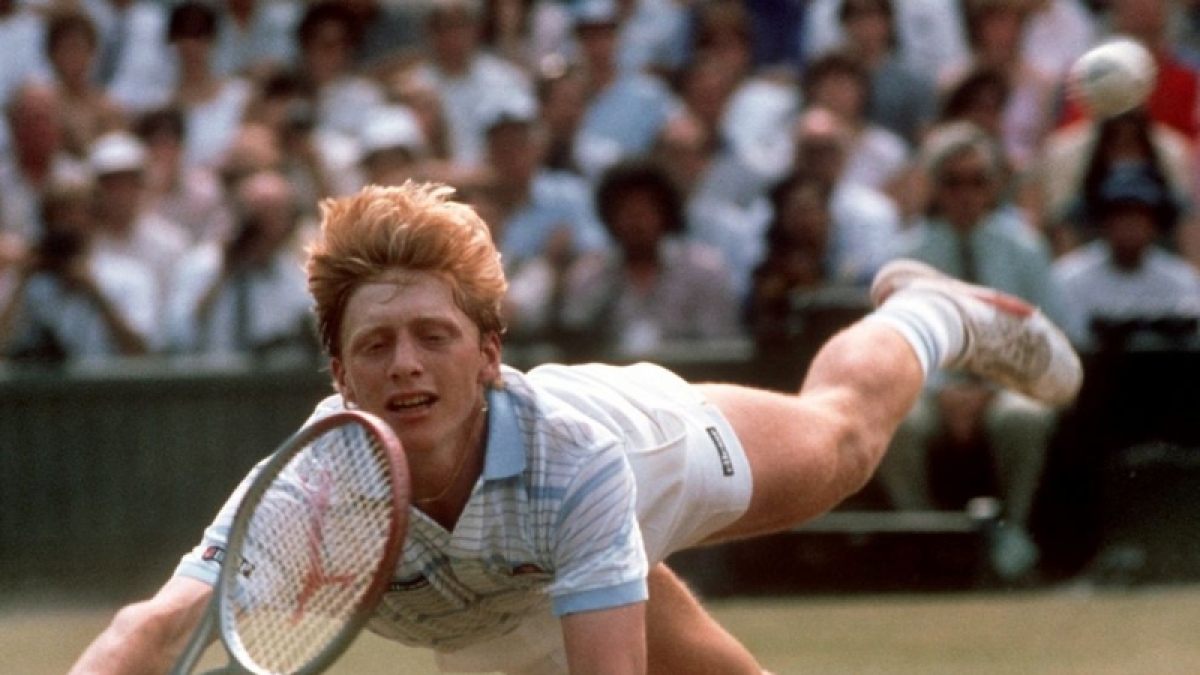 Boris Becker fliegt (Foto)