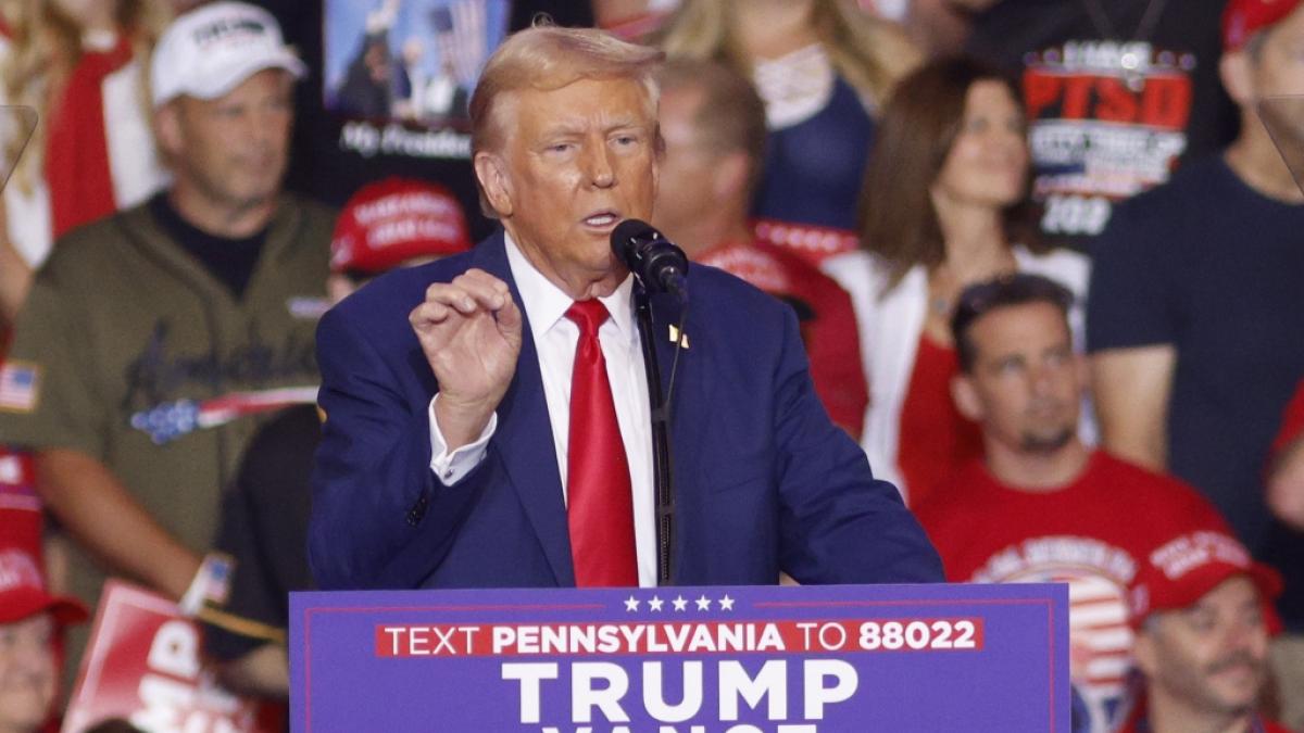Donald Trumps Fans erschienen mit Sperma-Bechern bei seinen Wahlkampfveranstaltungen. (Foto)