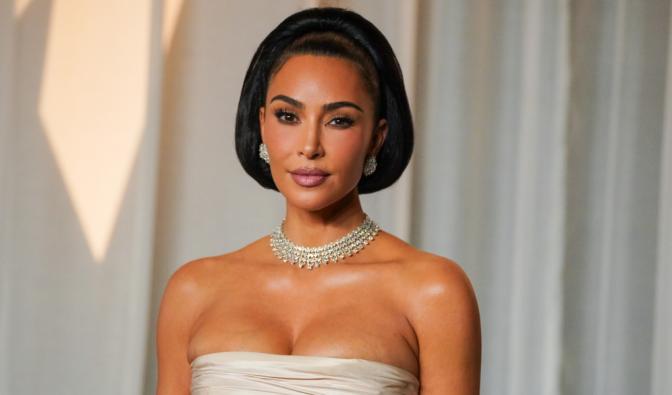 Botox, Laser und Beauty-Geheimnisse – was Kim Kardashian wirklich machen lässt.