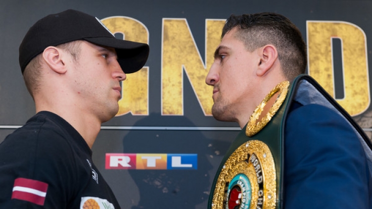 Beim Kampf um den WBC-Titel standen sich am 1. April 2017 Marco Huck (r.) und Mairis Briedis gegenüber.