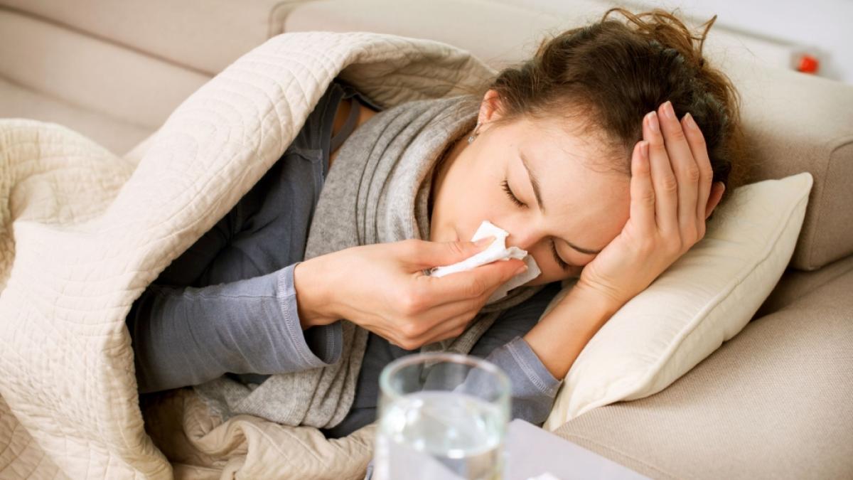 Kann eine Erk&auml;ltung wirklich vor einer Coronavirus-Infektion sch&uuml;tzen? (Symbolfoto) (Foto)