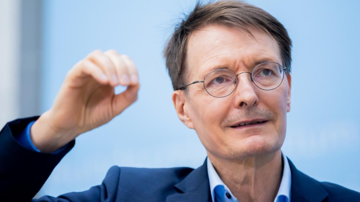 Eine Verl&auml;ngerung der bundesweiten Corona-Regeln wird es nach Angaben von Bundesgesundheitsminister Karl Lauterbach nicht geben. (Foto)