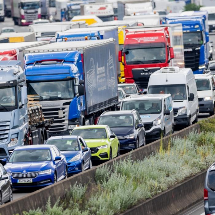 Sommerferien-Start! Auf diesen Autobahnen wird es heute voll