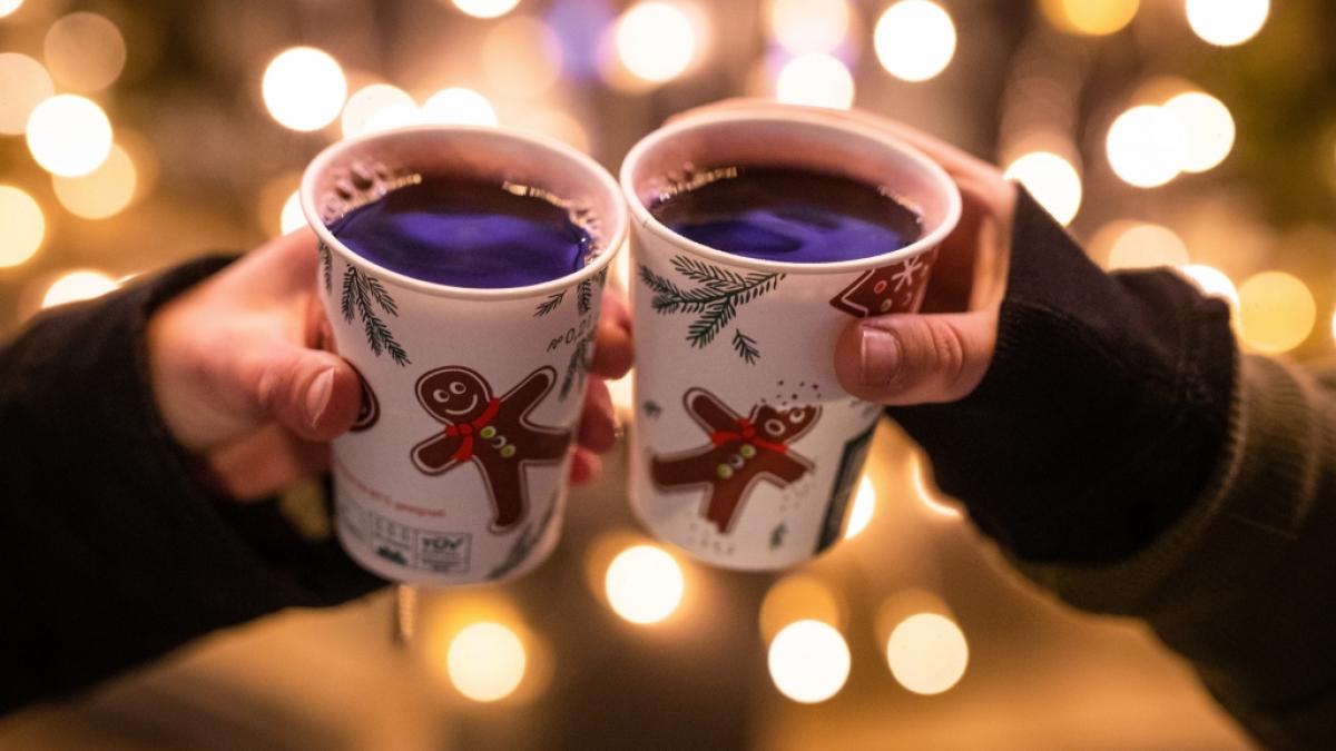 Endlich wieder Gl&uuml;hwein und Budenzauber: Viele Weihnachtsm&auml;rkte wollen 2021 extralange &ouml;ffnen. (Foto)