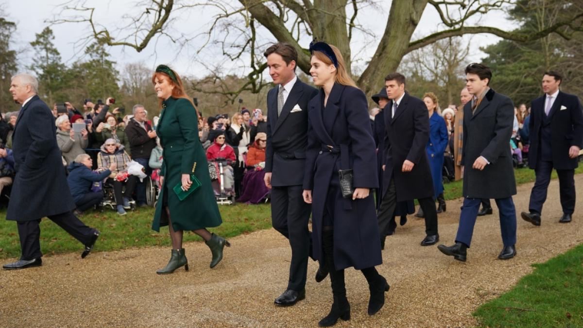 Sarah Ferguson durfte an Weihnachten 2023 nebst Ex-Ehemann Prinz Andrew, Tochter Beatrice und Schwiegersohn Edoardo mit den Royals feiern - nun erhielt die Herzogin von York eine niederschmetternde Diagnose. (Foto)