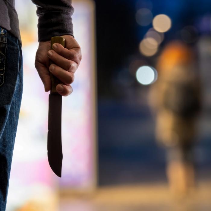 17-Jähriger sticht bei Stadtfest auf Ex-Freundin (17) ein