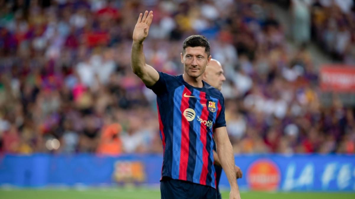 Robert Lewandowski wurde vor dem Trainingsgel&auml;nde &uuml;berfallen. (Foto)