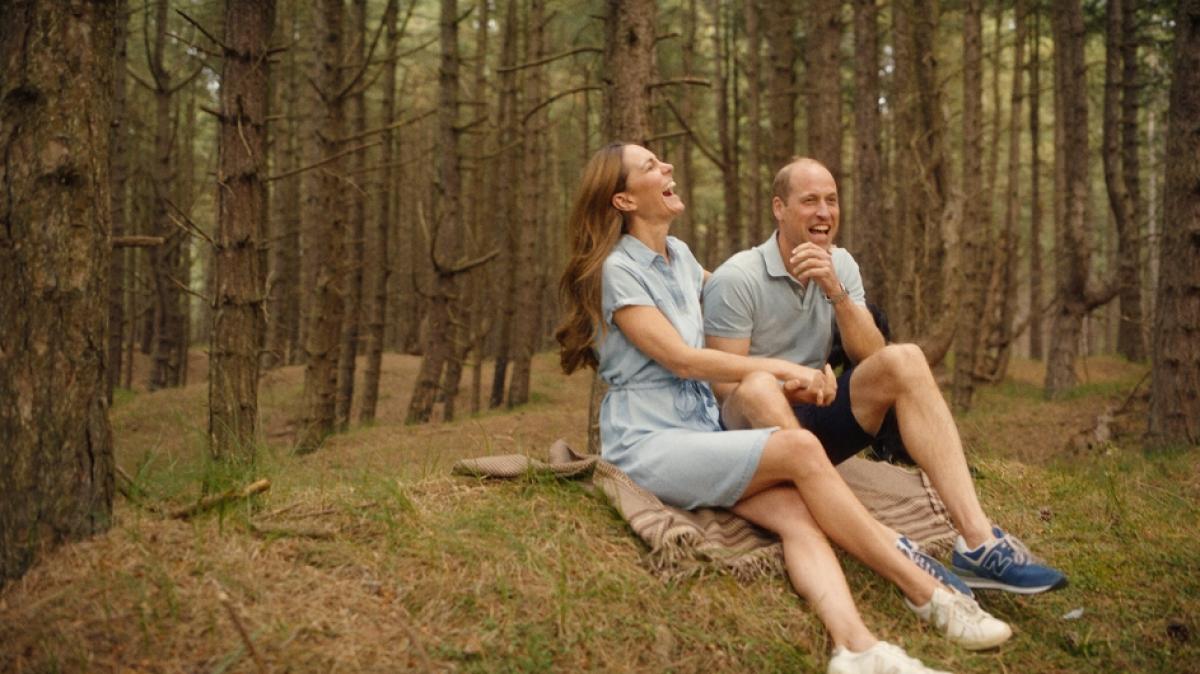 In einem Video zeigt sich Prinzessin Kate v&ouml;llig innig mit Prinz William. (Foto)