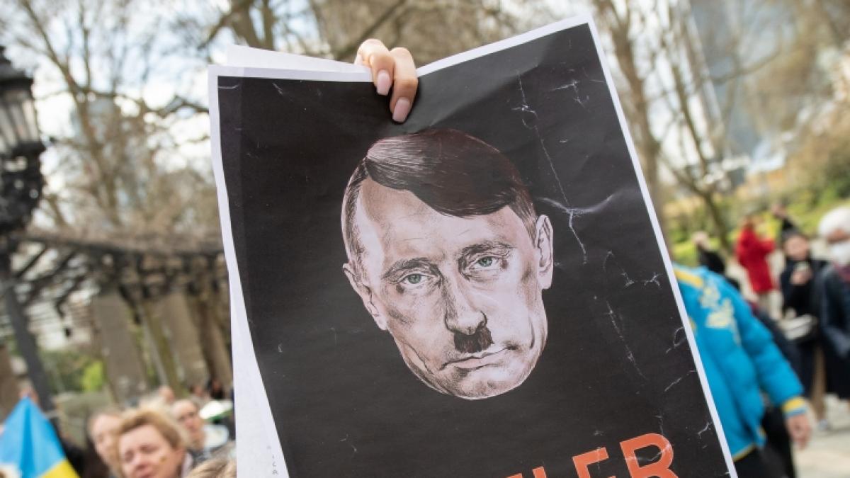 Wladimir Putin hat eine Hitler-&auml;hnliche Jungendgruppe gegr&uuml;ndet. (Foto)
