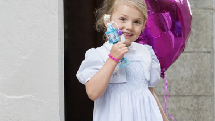 Prinzessin Estelle verzaubert die Herzen Schwedens.