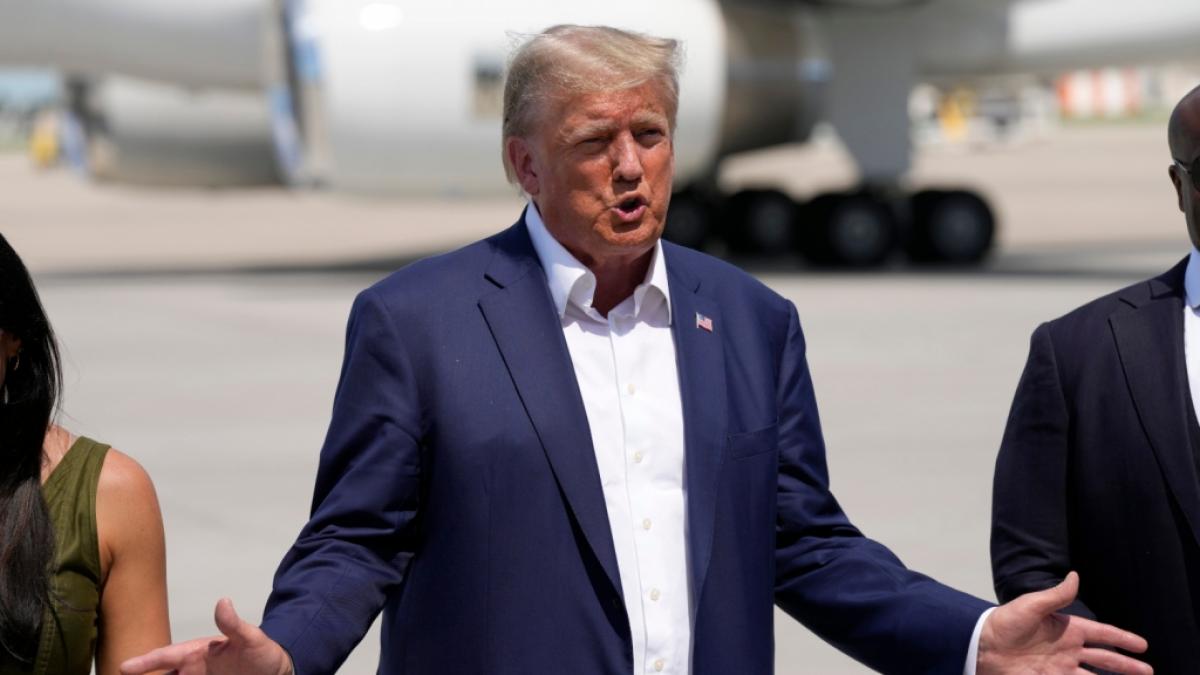 Der Berg juristischer Probleme f&uuml;r Donald Trump w&auml;chst - nun wurde der Ex-Pr&auml;sident auch im US-Bundesstaat Georgia angeklagt. (Foto)