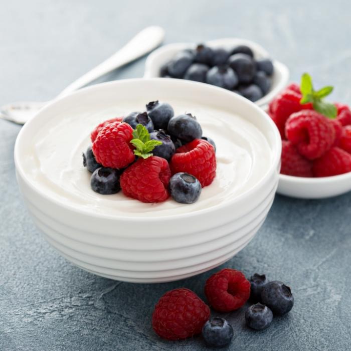 Skyr oder Magerquark? Diese Produkte enthalten das meiste Protein
