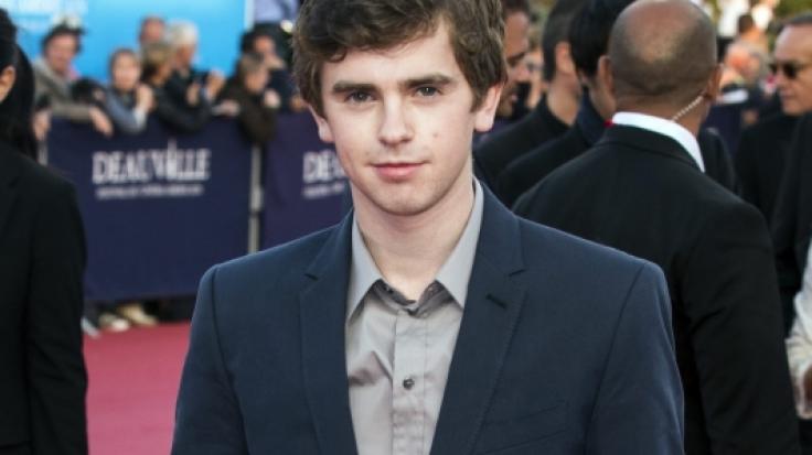Der Kinderstar Freddie Highmore ist erwachsen geworden.