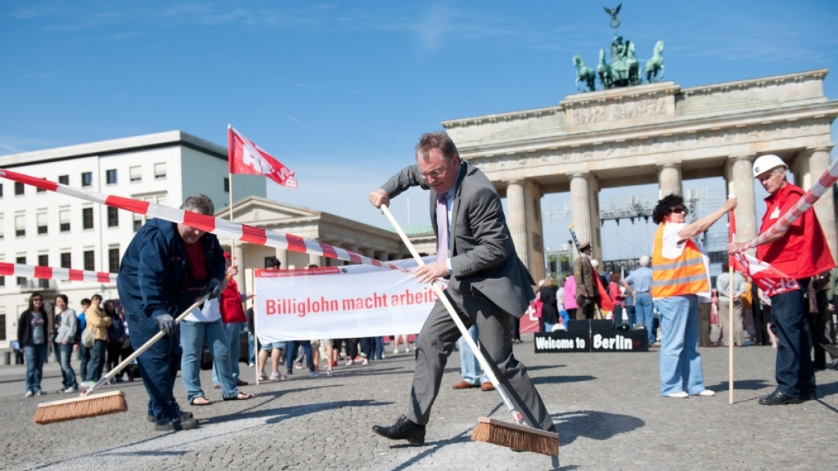 Zwanghaftes Putzen, Händewaschen oder Feuer legen... (Foto)