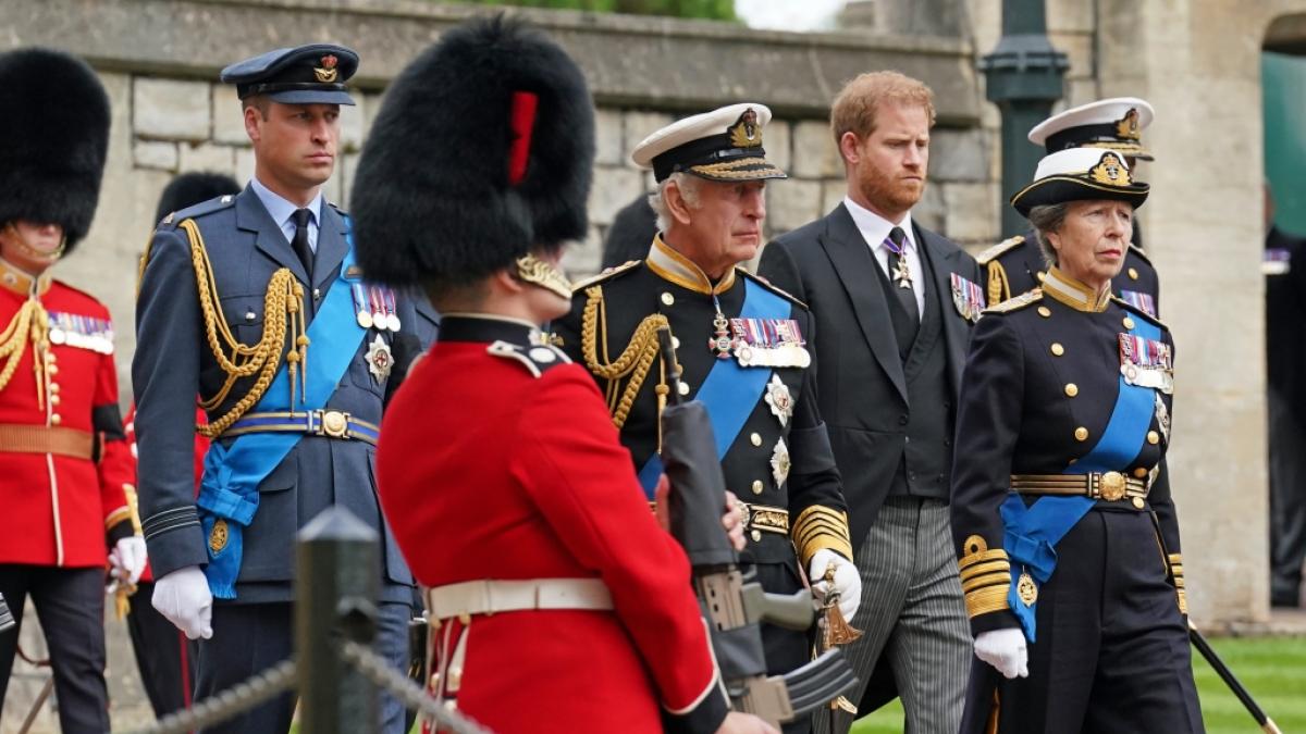 Eine famili&auml;re Zusammenkunft der britischen Royals, hier beim Begr&auml;bnis von Queen Elizabeth II. im September 2022, endete mit einem unerwarteten Blutbad. (Foto)