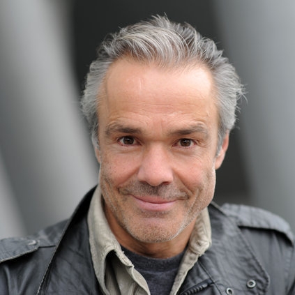 Nach 3 Jahren Beziehung! Dieser Schauspieler ist wieder solo