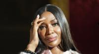 Naomi Campbell zeigte auf neuen Bikini-Fotos ihre Top-Figur. In ihrem Höschen war eine Beule zu erkennen.