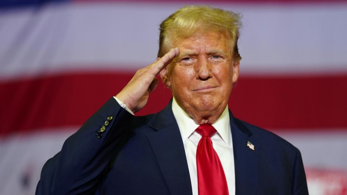 Donald Trump irritiert mit einer wirren Wahlkampfrede. (Foto)