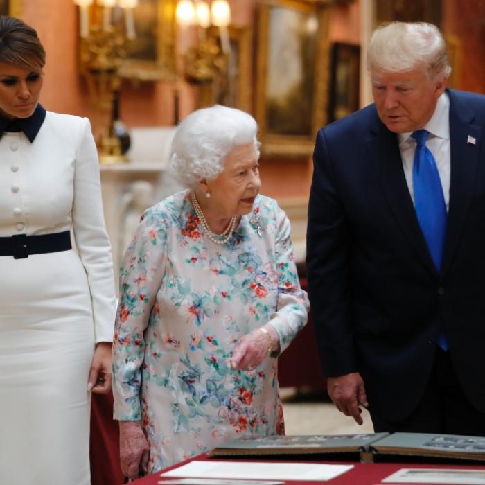 So stellt Queen Elizabeth II. Donald Trump auch nach ihrem Tod bloß