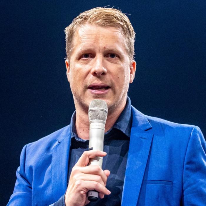 Wegen Amiras Schwangerschaft geht der Comedian auf ihren Partner los