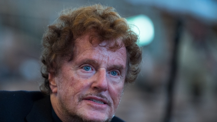 Dieter Wedel legt sein Amt als Intendant der Bad Hersfelder Festspiele nieder. Der Rücktritt steht im Zusammenhang mit den kürzlich erhobenen Vorwürfen gegen den Star-Regisseur.