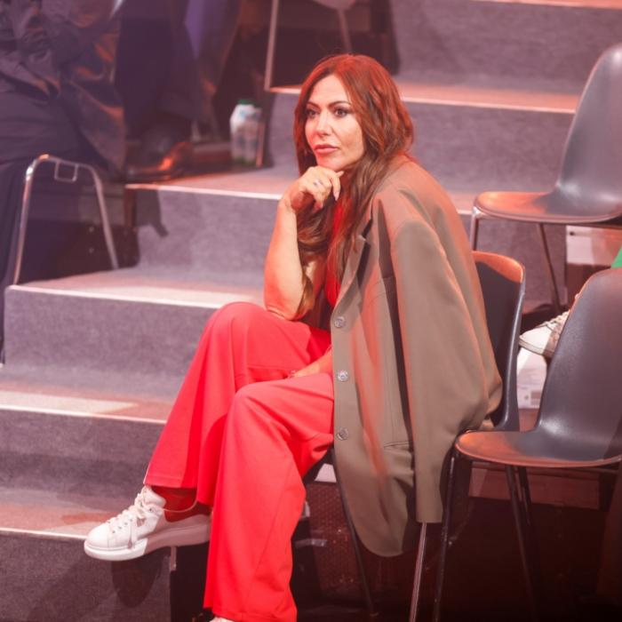 Schauspielerin völlig starr im Gesicht - man erkennt sie kaum wieder