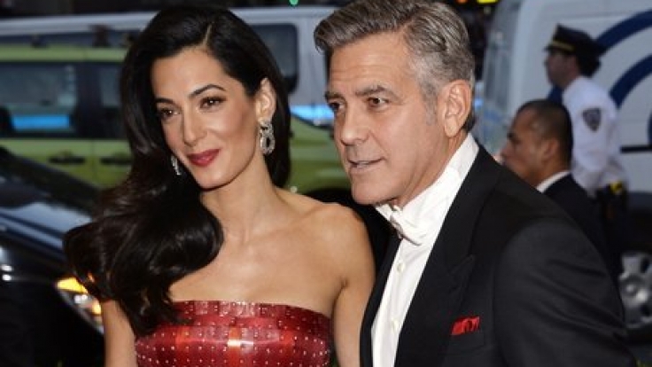 Es wäre eine kleine Sensation: Amal Clooney soll schwanger sein.