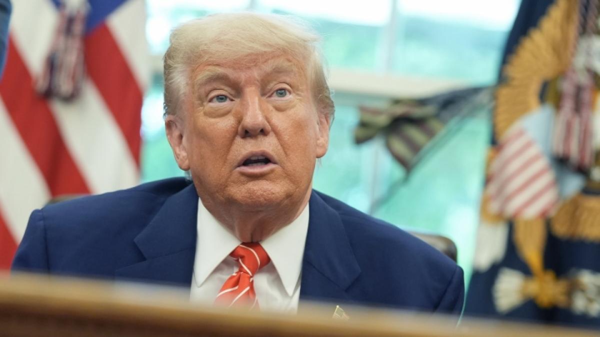 Donald Trump (Foto) gratulierte dem neuen Papst brav - doch der scheint kein gro&szlig;er Fan zu sein. (Foto)