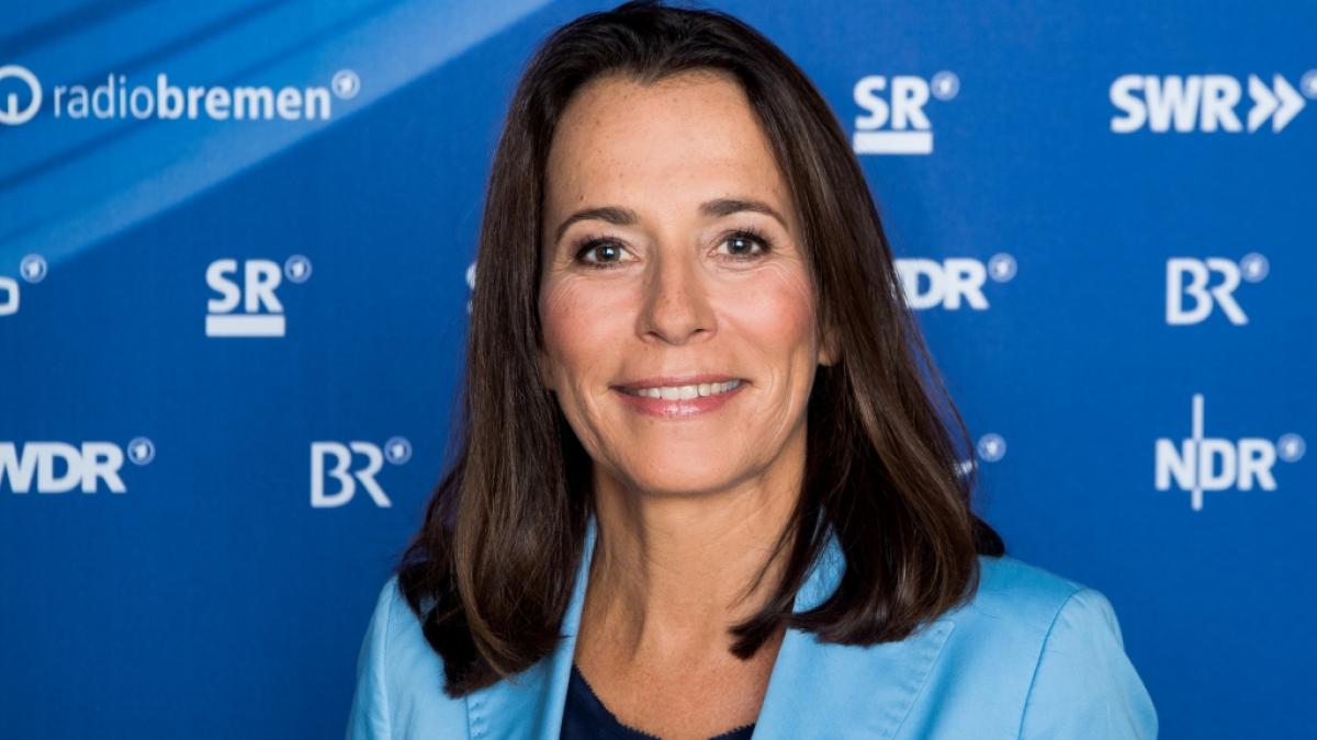 Anne Will widmet sich in ihrem ARD-Talk aktuellen Themen, die Deutschland bewegen - so auch in ihrer neuen Sendung am 20. November 2022. (Foto)