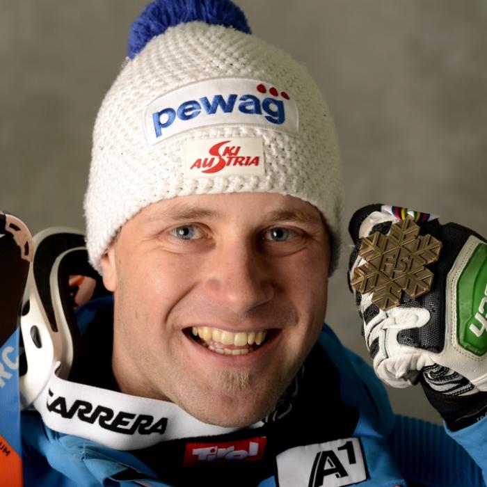 Zwischen Piste und Familie! So lebt der Ski-Star privat