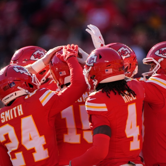 Patrick Mahome kommt wieder aufs NFL-Feld