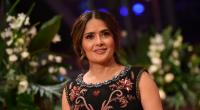 Salma Hayek gönnt sich in Mexiko eine Margarita.