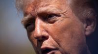Donald Trump sorgte mit einer Regenschirm-Panne für Gelächter.
