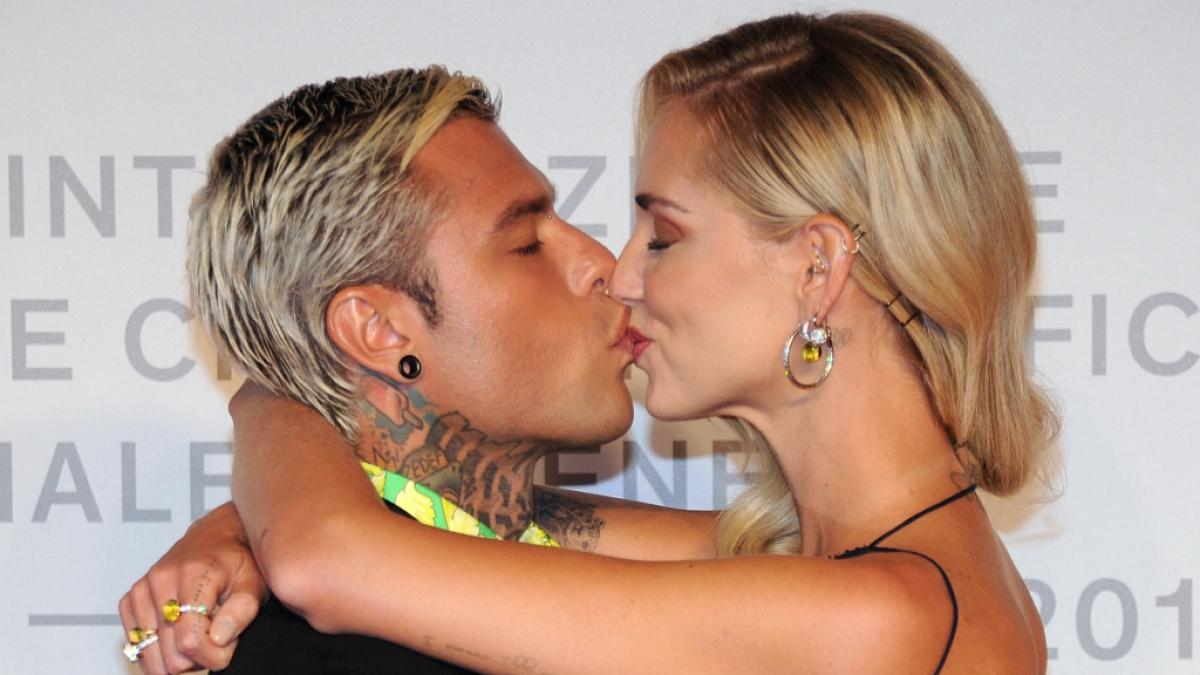 Ehemann Fedez' Bauchspeichelkrebsdiagnose ersch&uuml;ttert derzeit Chiara Ferragnis Familiengl&uuml;ck (Foto)