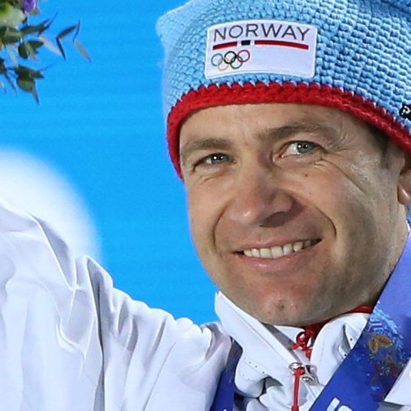 So lebt der Held der Biathleten abseits der Loipen