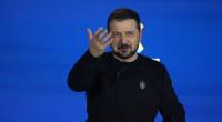 Eine russische Rentnerin findet Ukraine-Präsident Wolodymr Selenskyj attraktiv und wird dafür bestraft.