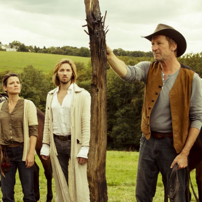 Wiederholung von Episode 2, Staffel 1 online und im TV
