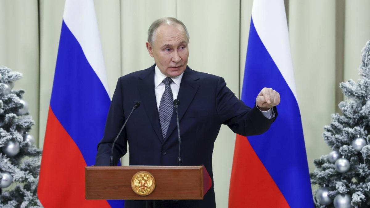 Wladimir Putin soll an Weihnachten einen hochrangigen Kommandeur seiner 810. Marinebrigade in Kursk verloren haben. (Foto)