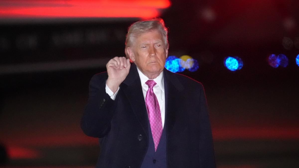 Kauft sich Donald trump das US-amerikanisch Milit&auml;r? (Foto)